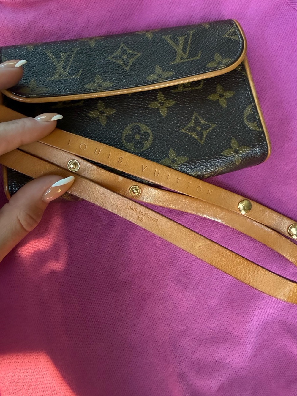 Louis Vuitton Monogram Canvas Brown & Tan Clutch - Picture 4 of 4